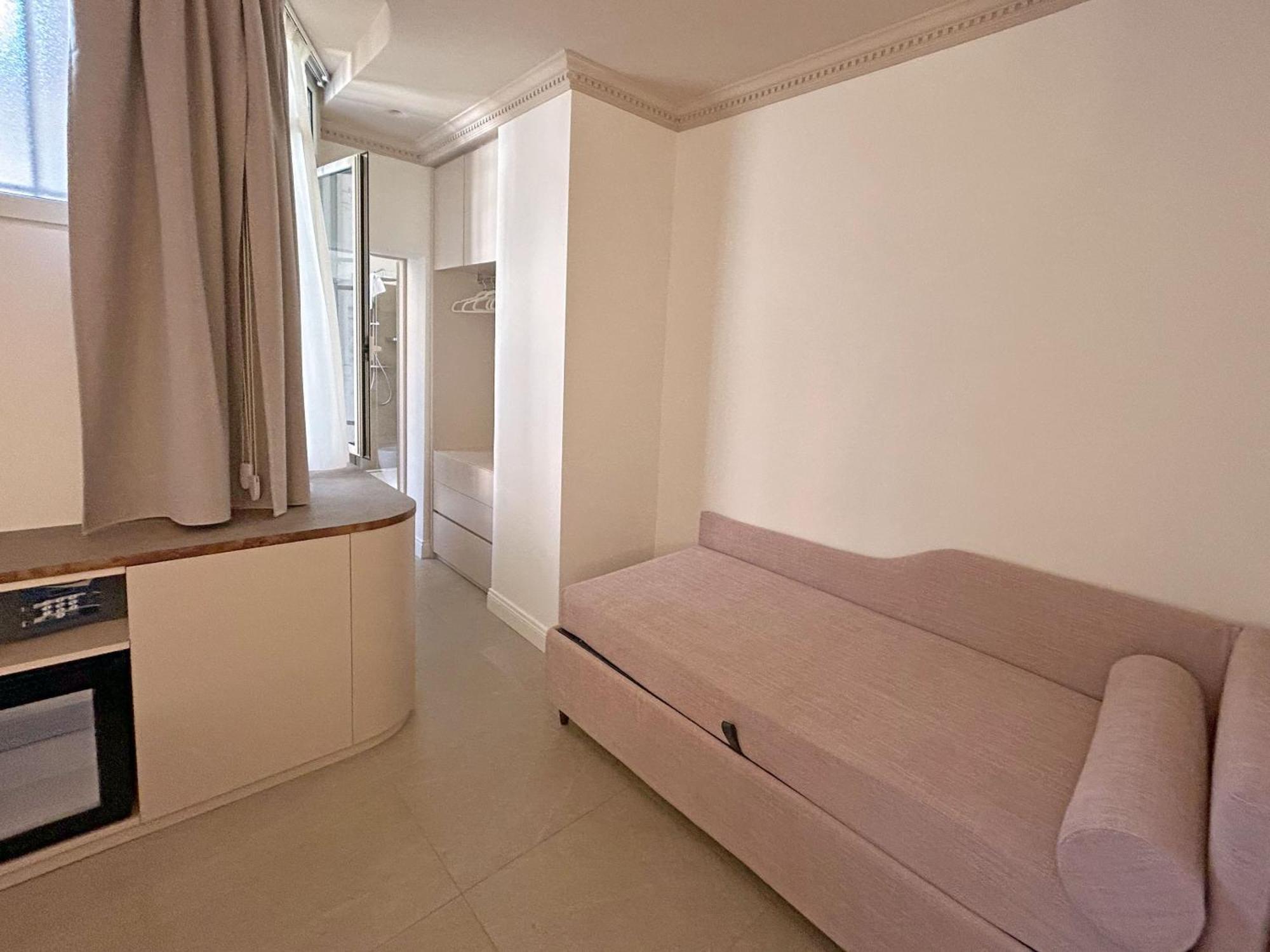 Astom Suites Rom Exteriör bild