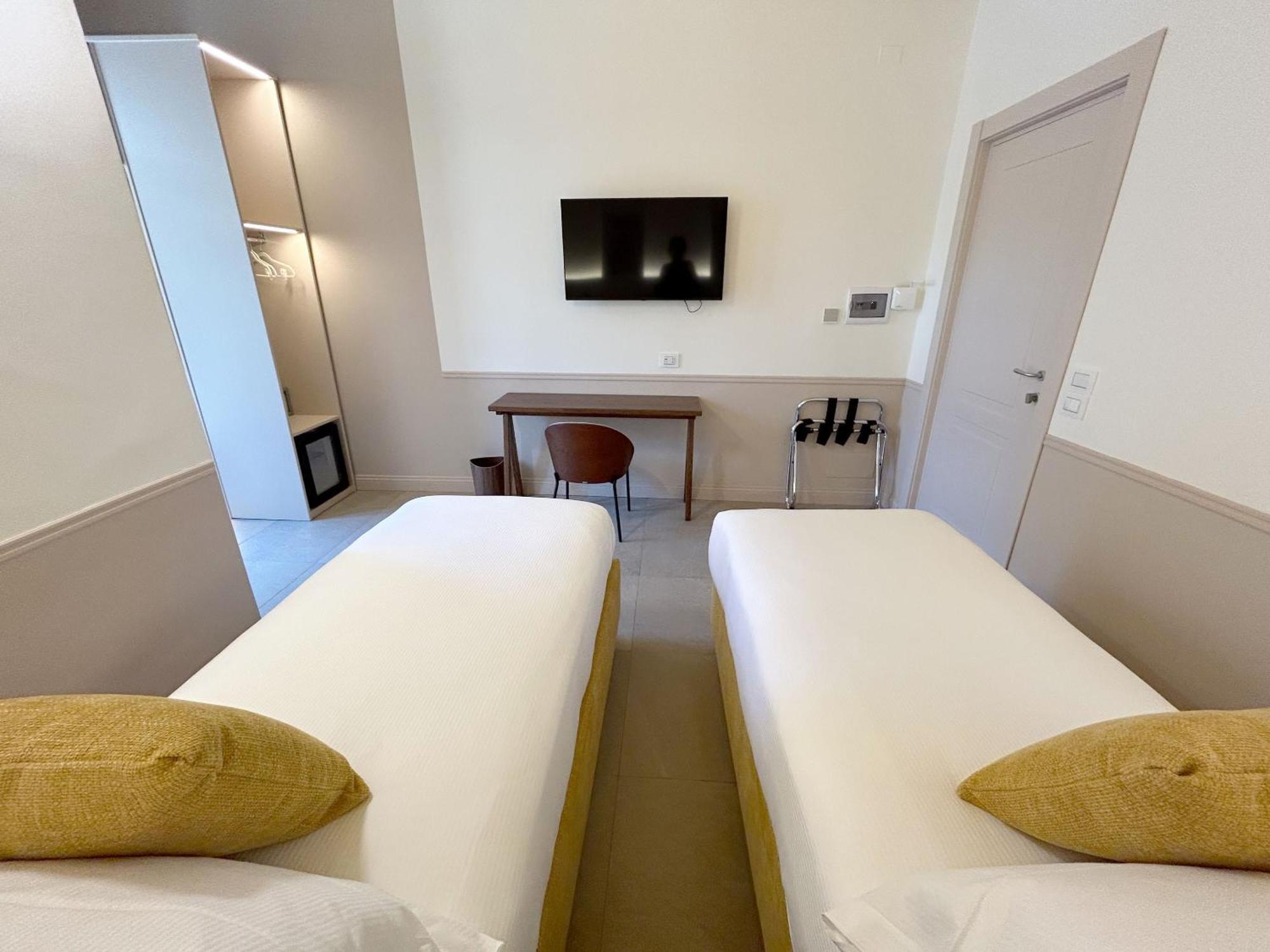 Astom Suites Rom Exteriör bild